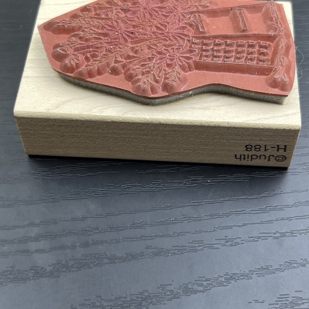 Flowers In A Cheese Grader Embossing Stamp - Picture 6 of 8